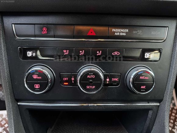 İZKAY MOTORS'DAN 2015 MODEL 1.6TDI OTOMATİK LEON EMSALSİZ