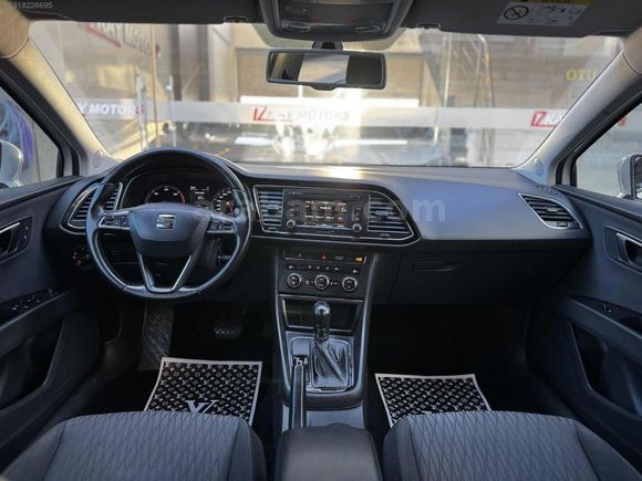 İZKAY MOTORS'DAN 2015 MODEL 1.6TDI OTOMATİK LEON EMSALSİZ