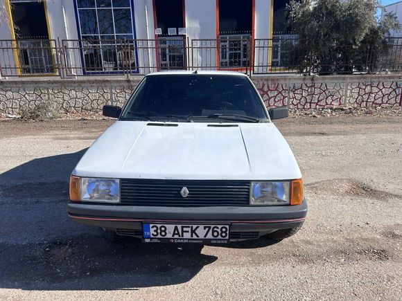 Sahibinden Renault R 9 1.4 Broadway GTE 1991 Model 