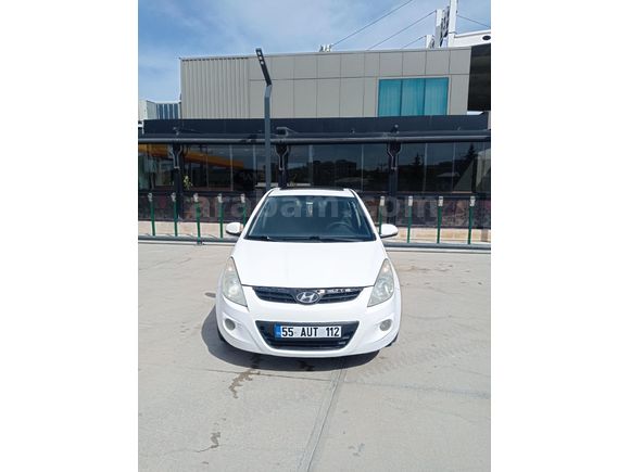1 hazirana kadar bu fiyat Hyundai i20 Troy 1.4 CVVT Prime 2011 Model