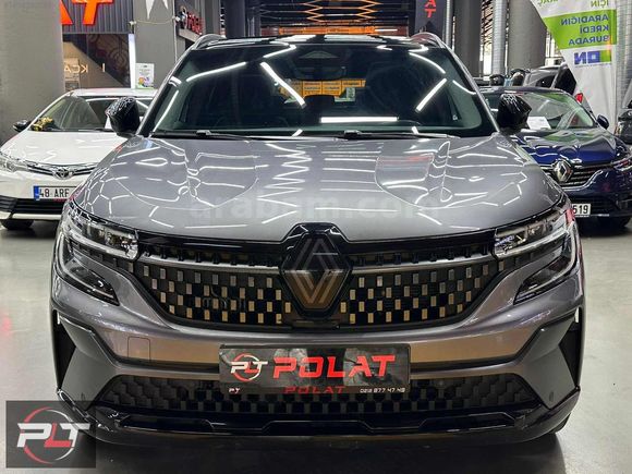 POLAT'TAN 2024 RENAULT AUSTRAL 1.3 HYBRİD TECHNO ESPRİT ALPİNE