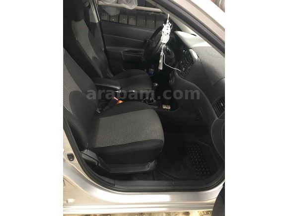 Sahibinden Hyundai Accent Era 1.5 CRDi Mode 2011 Model 