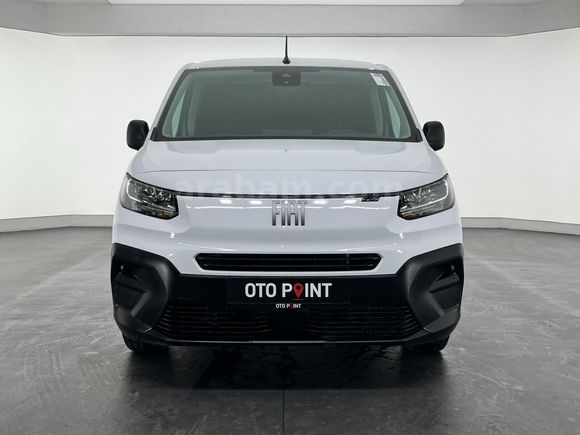 otomobil Fiat Doblo Cargo 1.5 BlueHDİ Maxi