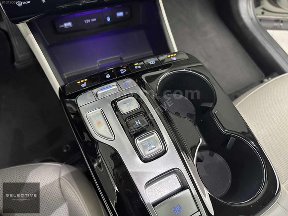 SELECTIVE-2021 MODEL TUCSON DİZEL ÖZEL RENK CAM TAVAN-ISITMA