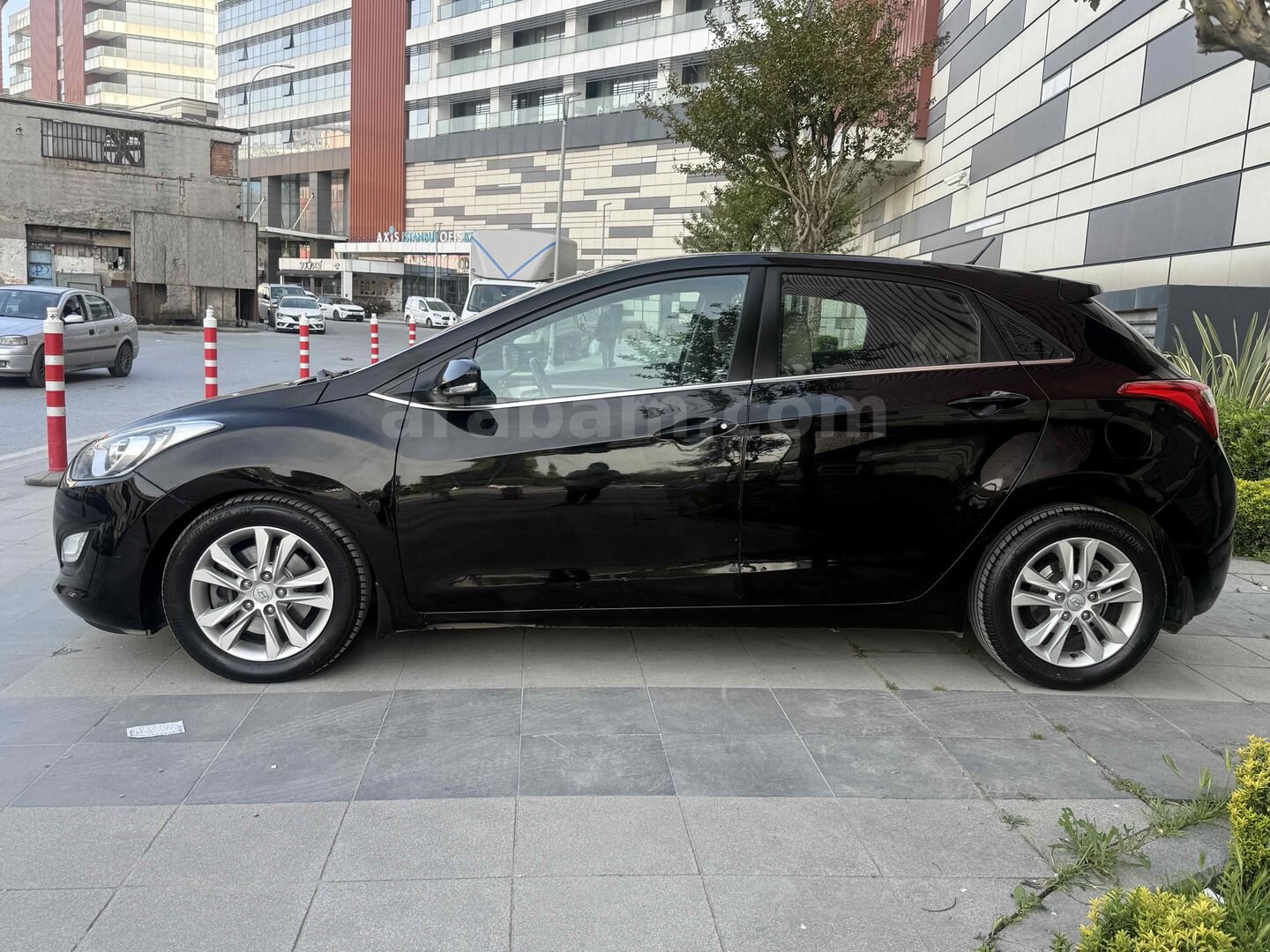 Galeriden Hyundai i30 1.6 GDi Style 2012 Model İstanbul 127.818 km Siyah 3
