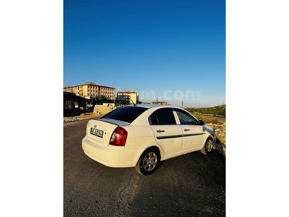Sahibinden Hyundai Accent Era 1.4 Team 2010 Model 