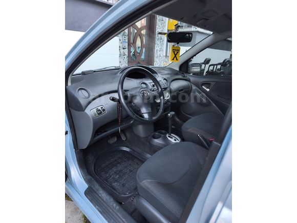 Sahibinden Toyota Yaris 1.3 Sol 2004 Model
