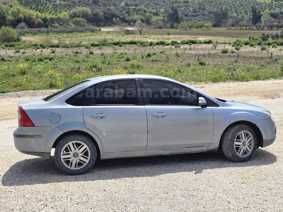 Sahibinden Ford Focus 1.6 TDCi Ghia 2007 Model