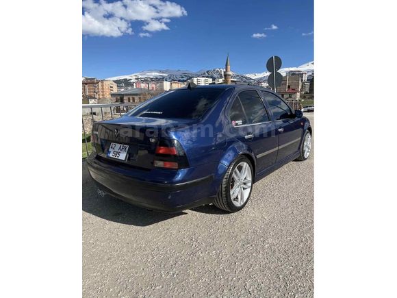 Sahibinden Volkswagen Bora 1.6 Trendline 2001 Model  328.000 km Mavi