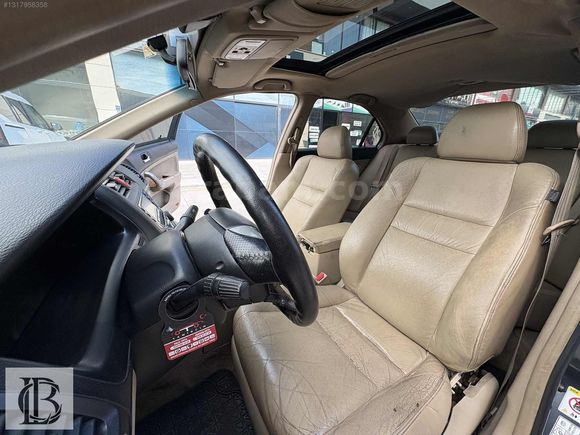 SAHİBİNDEN TEMİZ HONDA ACCORD