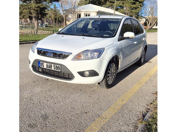 Sahibinden Ford Focus 1.6 Comfort 2010 Model