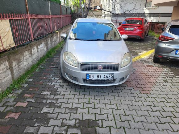Sahibinden Fiat Linea 1.3 Multijet Emotion Plus 2011 Model  195.000 km Gri (Gümüş)