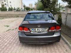 HONDA CIVIC 1.6 PREMIUM 142.000 KM