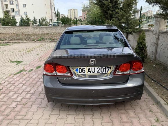 HONDA CIVIC 1.6 PREMIUM 142.000 KM