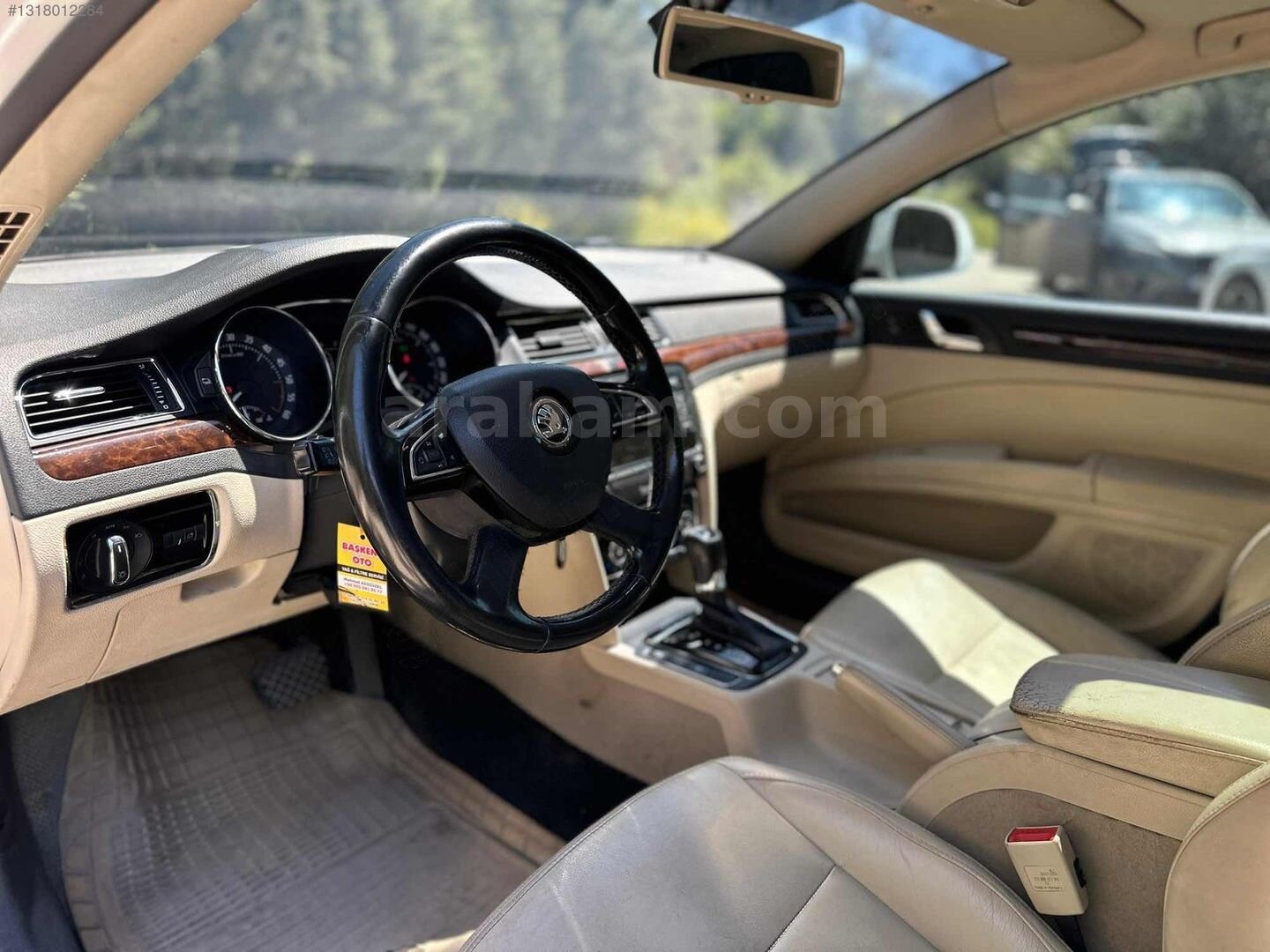 Galeriden Skoda SuperB 1.6 TDI Elegance 2013 Model İzmir 250.000 km Beyaz 2