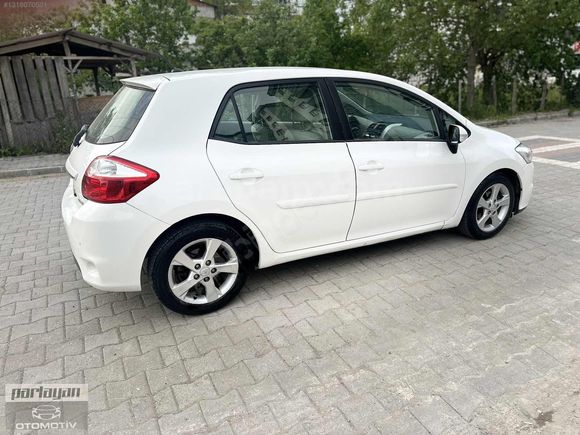Parlayan otomotiv