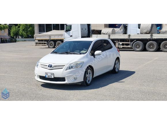 METSA'DAN 2012 MODEL AURİS 1.4 DİZEL MANUEL 125.000 KM