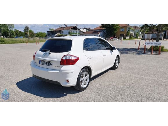 METSA'DAN 2012 MODEL AURİS 1.4 DİZEL MANUEL 125.000 KM