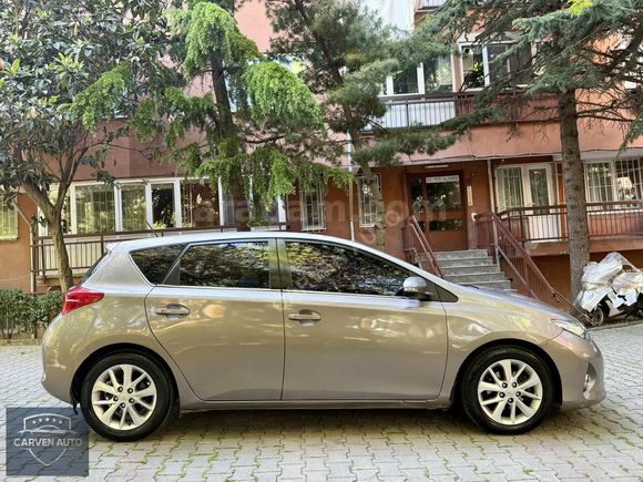 CARVEN AUTO'DAN 2013 TOYOTA AURİS 1.4D-4D OTOMATİK