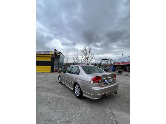 ACİL!!Honda Civic 1.6i VTEC ES 2006 Model  318.000 km