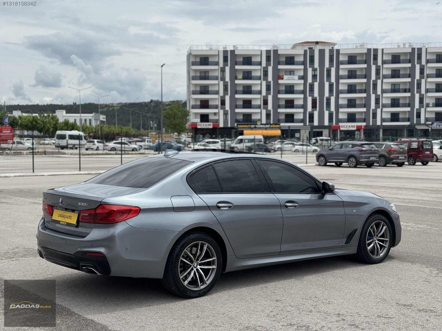 Galeriden BMW 5 Serisi 530i xDrive Executive M 2017 Model Çorum 179.000 km Gri 5