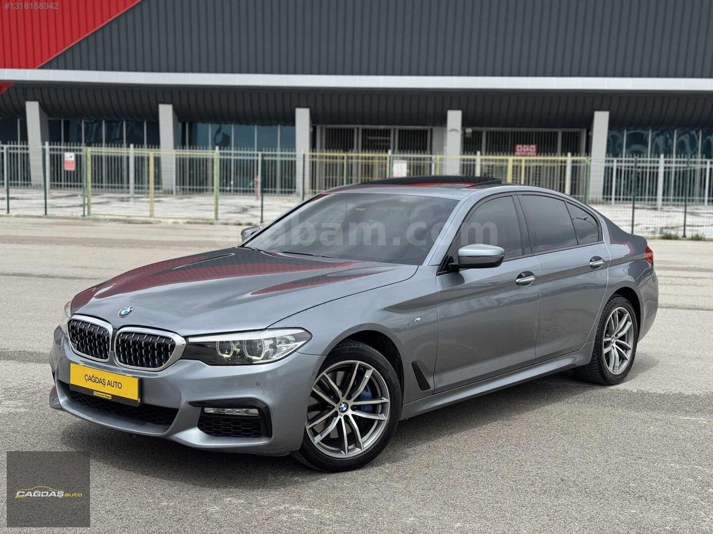 Galeriden BMW 5 Serisi 530i xDrive Executive M 2017 Model Çorum 179.000 km Gri 1