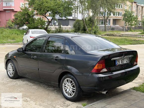 2001-FORD-FOCUS-GHIA-1.6-SANRUF-312.000 KM