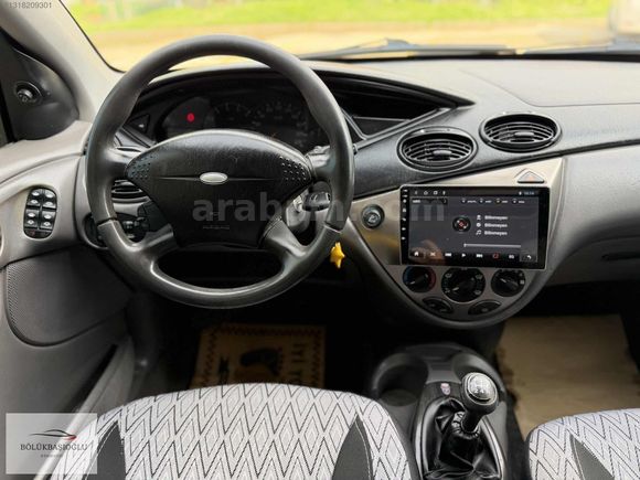 2001-FORD-FOCUS-GHIA-1.6-SANRUF-312.000 KM