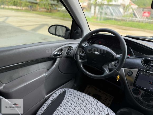 2001-FORD-FOCUS-GHIA-1.6-SANRUF-312.000 KM