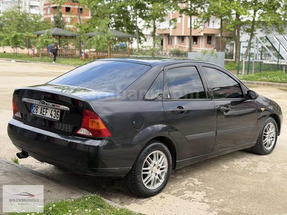 2001-FORD-FOCUS-GHIA-1.6-SANRUF-312.000 KM