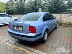 Sahibinden Volkswagen Passat 1.8 T Comfortline 2000 Model  342.000 km Mavi