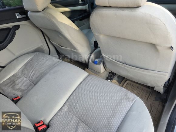 EFEHAN AUTO'DAN 2005 FORD FOCUS