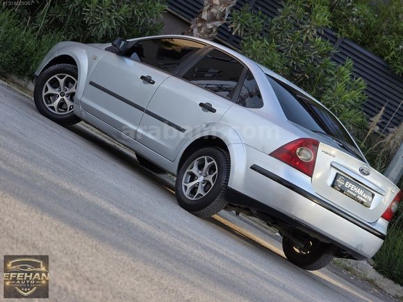 EFEHAN AUTO'DAN 2005 FORD FOCUS