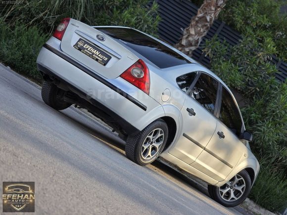 EFEHAN AUTO'DAN 2005 FORD FOCUS
