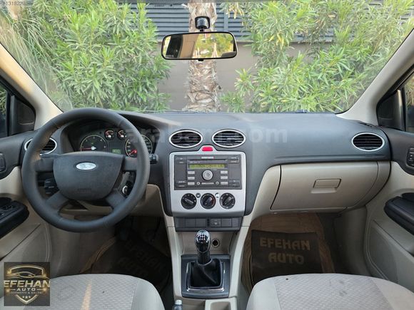 EFEHAN AUTO'DAN 2005 FORD FOCUS