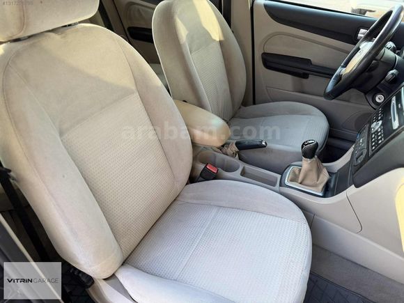 2006 FORD FOCUS 1.6 TDCI GHIA MANUEL SUNROOF