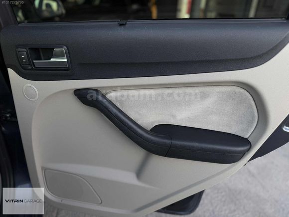 2006 FORD FOCUS 1.6 TDCI GHIA MANUEL SUNROOF