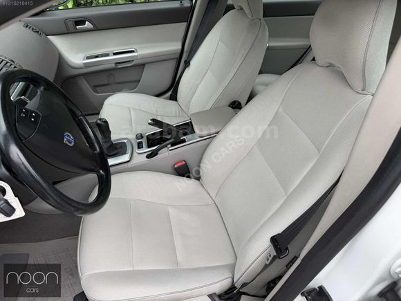 Volvo S40 1.6 D D2 / İLK EL / İLK PLAKA 240.000 KM
