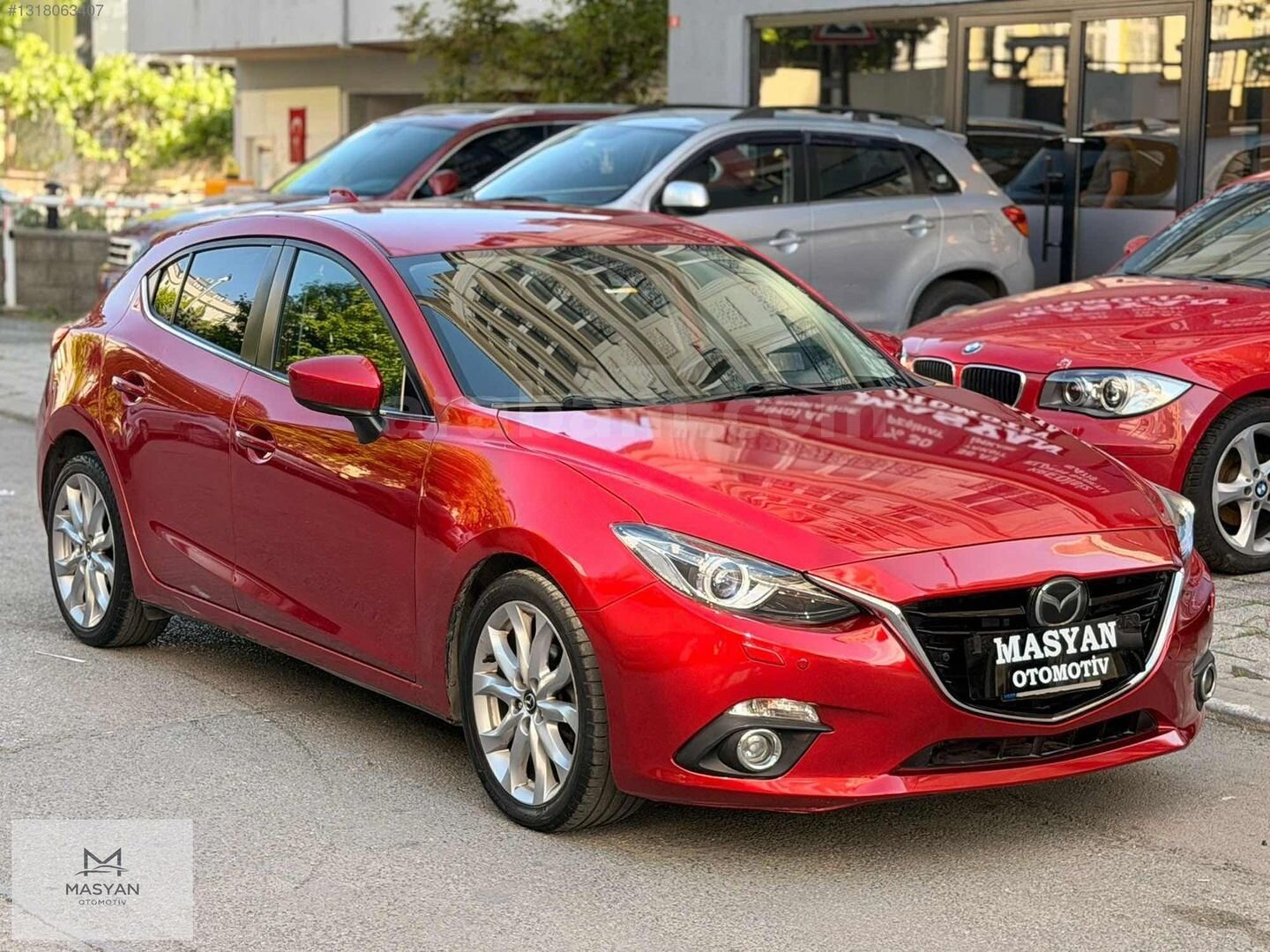 Galeriden Mazda 3 1.5 SkyActive-G Power Sense 2015 Model İstanbul 172.000 km Kırmızı 2