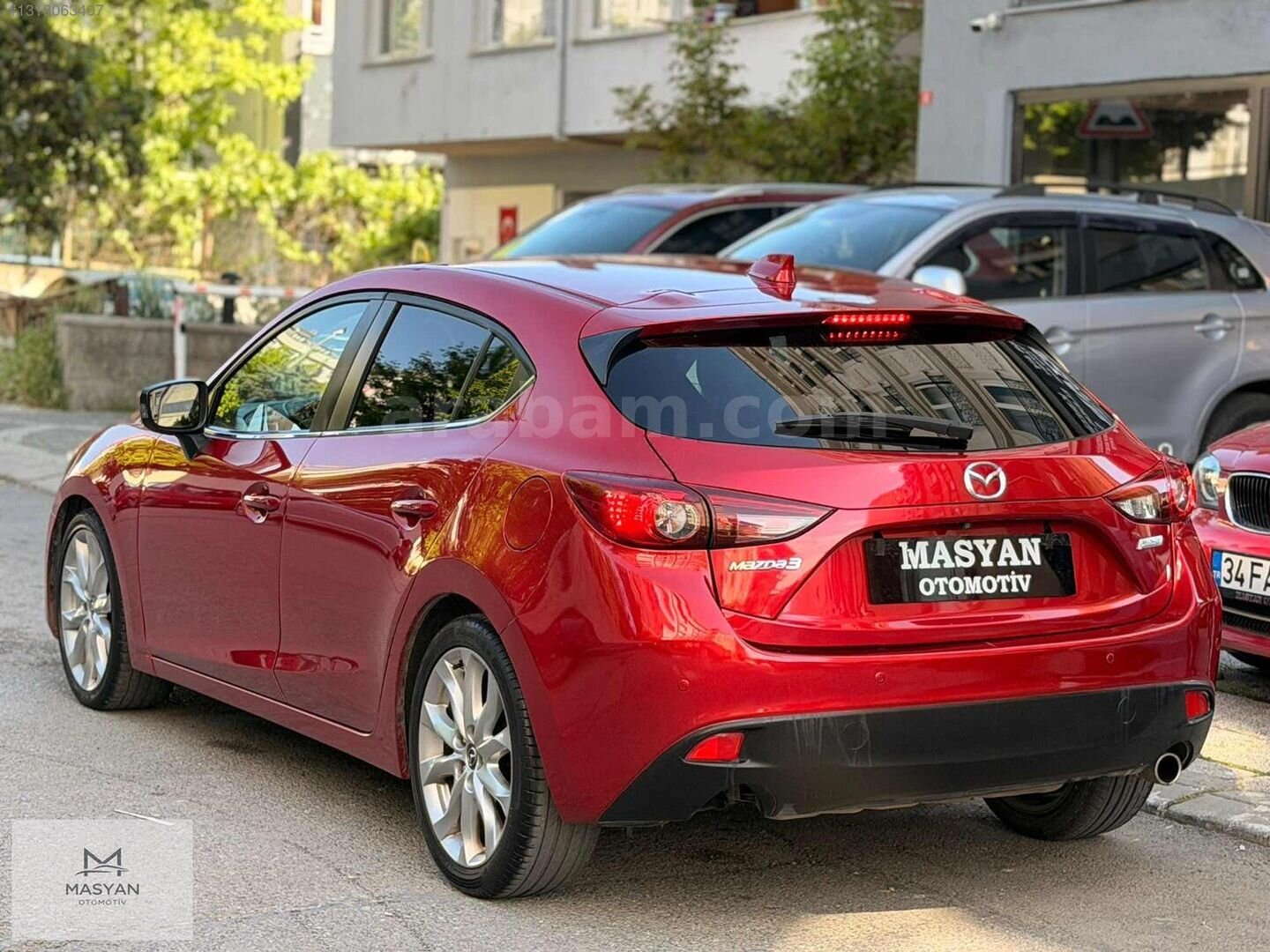 Galeriden Mazda 3 1.5 SkyActive-G Power Sense 2015 Model İstanbul 172.000 km Kırmızı 4