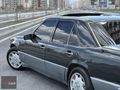 OSCAR'DAN 1994 W124 MERCEDES BENZ