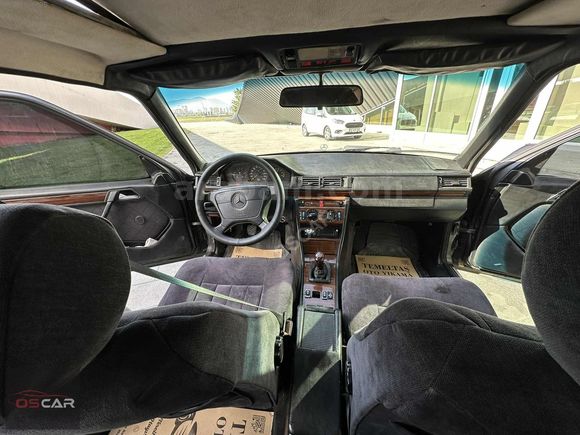 OSCAR'DAN 1994 W124 MERCEDES BENZ