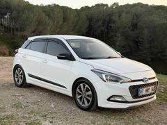 Sahibinden Hyundai i20 1.2 MPI Style 2015 Model  171.000 km Beyaz