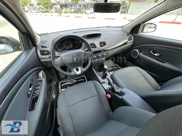 2012 MODEL RENAULT FULUENCE 1.6 BENZİNLİ 80 BİN KM EXTREM HATASZ