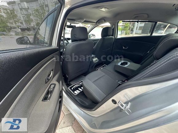 2012 MODEL RENAULT FULUENCE 1.6 BENZİNLİ 80 BİN KM EXTREM HATASZ