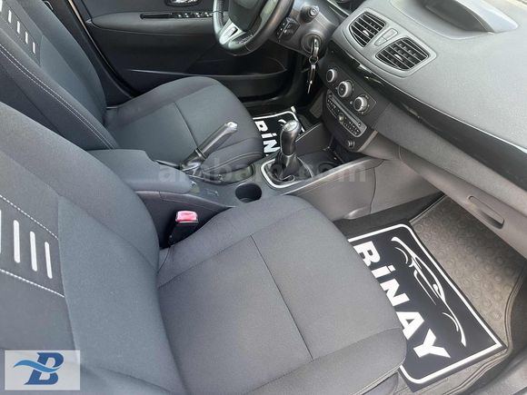 2012 MODEL RENAULT FULUENCE 1.6 BENZİNLİ 80 BİN KM EXTREM HATASZ