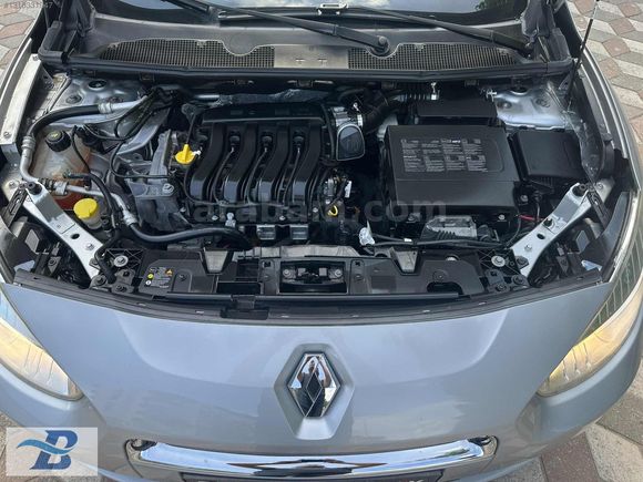 2012 MODEL RENAULT FULUENCE 1.6 BENZİNLİ 80 BİN KM EXTREM HATASZ
