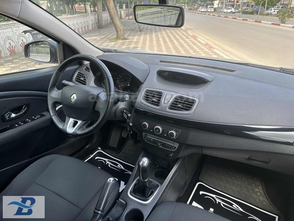 2012 MODEL RENAULT FULUENCE 1.6 BENZİNLİ 80 BİN KM EXTREM HATASZ
