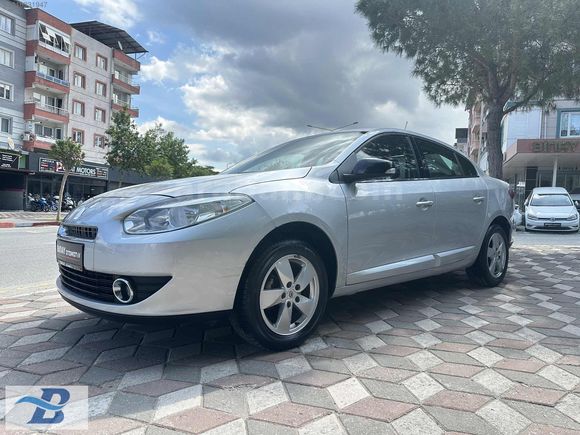 2012 MODEL RENAULT FULUENCE 1.6 BENZİNLİ 80 BİN KM EXTREM HATASZ