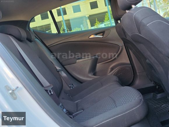 TEYMUR'DAN OPEL ASTRA 1.5 D EDITION BOYASIZ